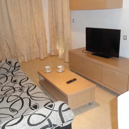 He Bazan Apartment *